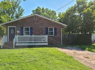 407 Institute Dr, Hampton, VA 23663