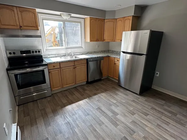 140 East Ave APT 4, Lockport, NY 14094