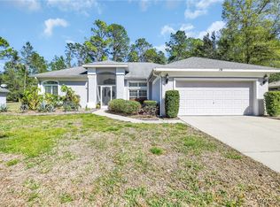 19 Oak Village Blvd S, Homosassa, FL 34446