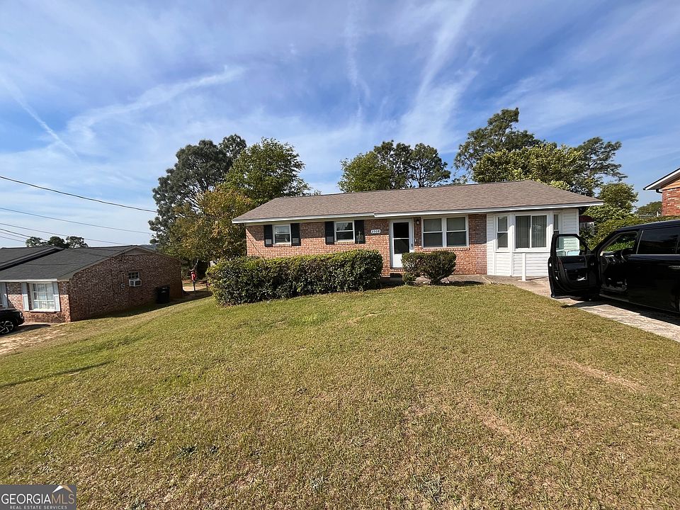 1st image of 2508 Dexter Rd