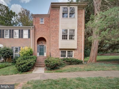 6607 Midhill Pl, Falls Church, VA, 22043