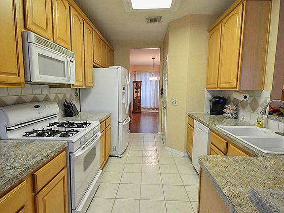 4th image of 19202 Kelly Pines Ct