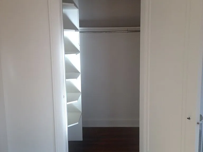 1544 E Broad St — Photo 28