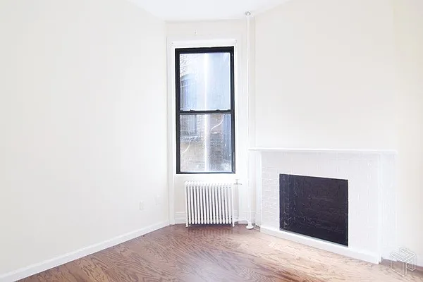 Rented by Halstead Real Estate | media 26