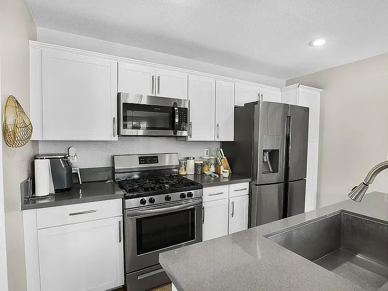 2609 Central Ave — Photo 10