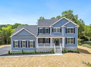 630 Derose Ln, Freehold, NJ 07728