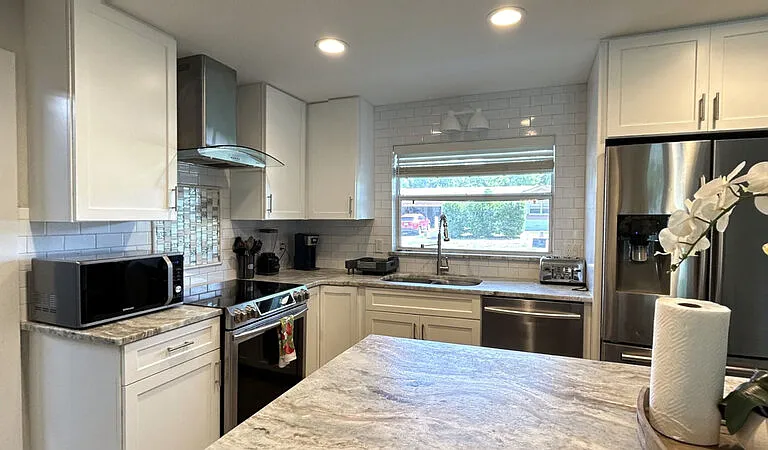 2500 11th Ave SW — Photo 6