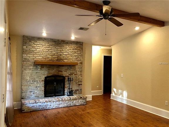 Wood Burning Fireplace!