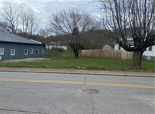 N Main St, Canton, NC 28716