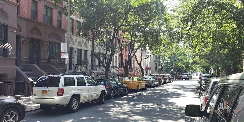 Rented by ONE Manhattan Real Estate | media 26