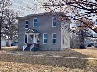 807 Neosho St, Burlington, KS 66839