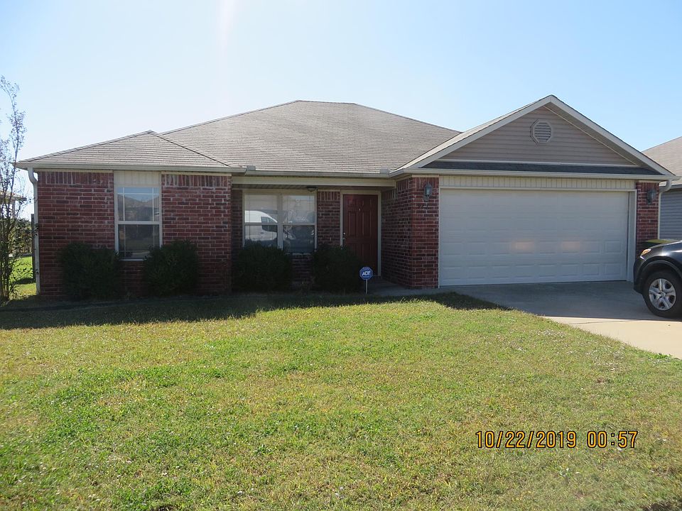 1st image of 925 Anemone Dr