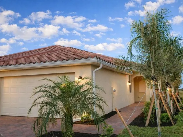 2681 Vine AVE, NAPLES, FL 34120