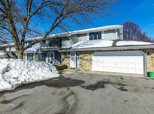 1406 Pheasant Run Dr UNIT 203, Racine, WI 53406