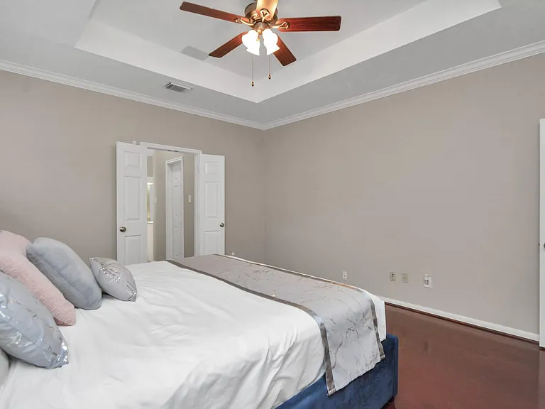 23939 River Place Dr — Photo 25