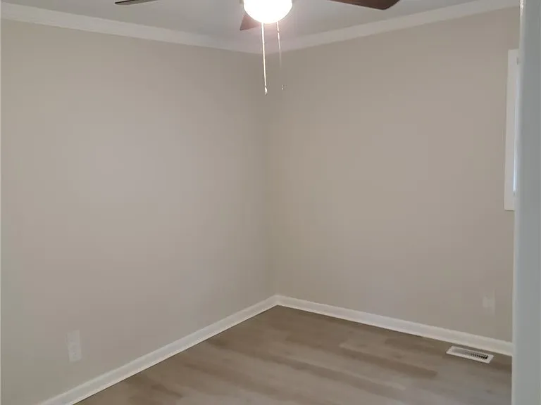 1403 Morrison Ave — Photo 10