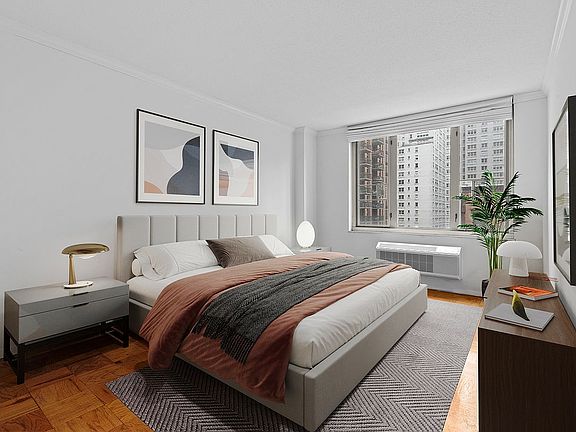 4th image of 130 W 67th St APT 6K