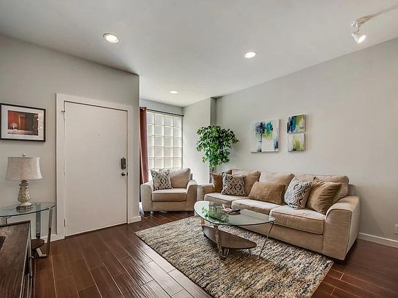 2nd image of 4241 Buena Vista St APT 12