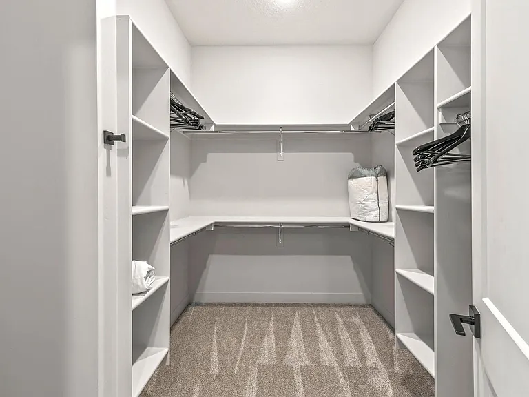 6537 Silver Creek Dr — Photo 18