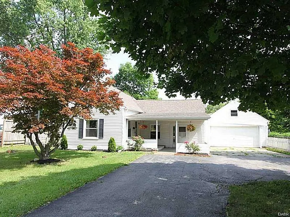 25 Wolf Ave