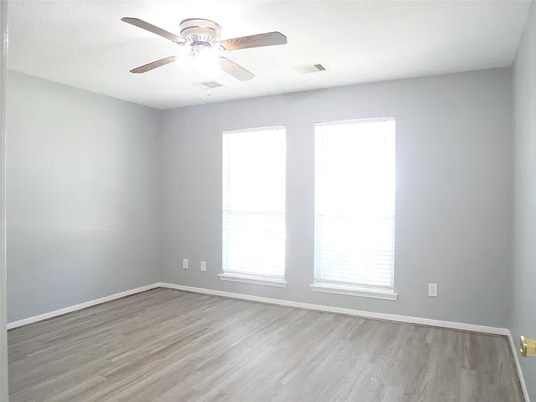 11931 Panay Village Cir — Photo 15