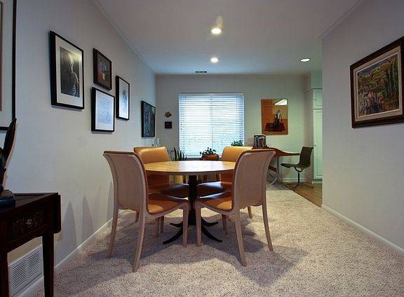 3rd image of 3085 Pheasant Creek Dr APT 308