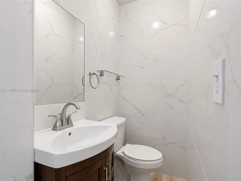 2530 SW 27th St #2532 — Photo 10