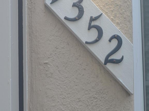 2nd image of 9352 W Olympic Blvd #9352