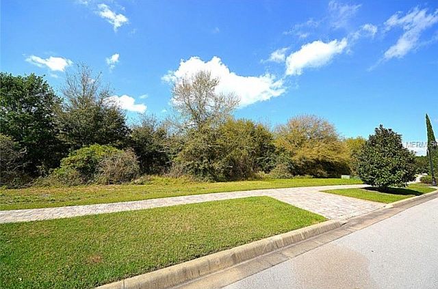 1st image of 15349 Pendio Dr