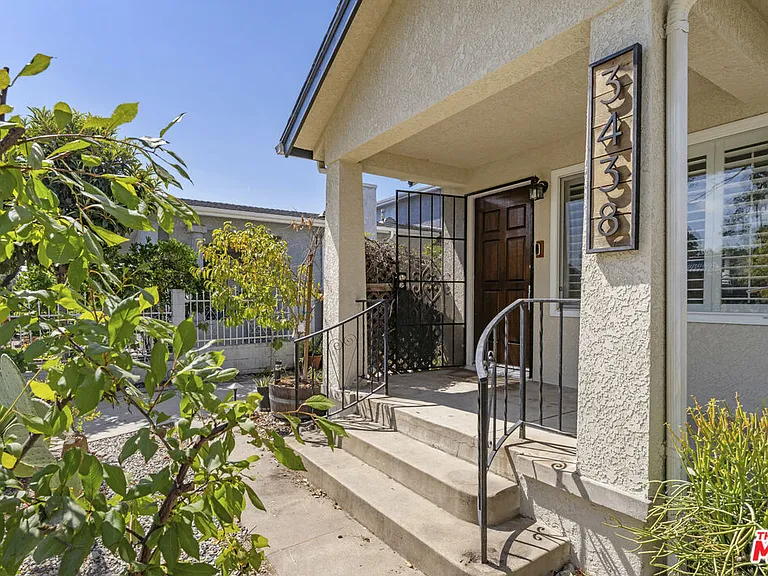 3438 Garden Ave — Photo 3