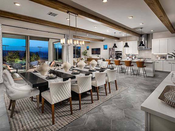 Trilogy Sunstone Latitude Model Great Room