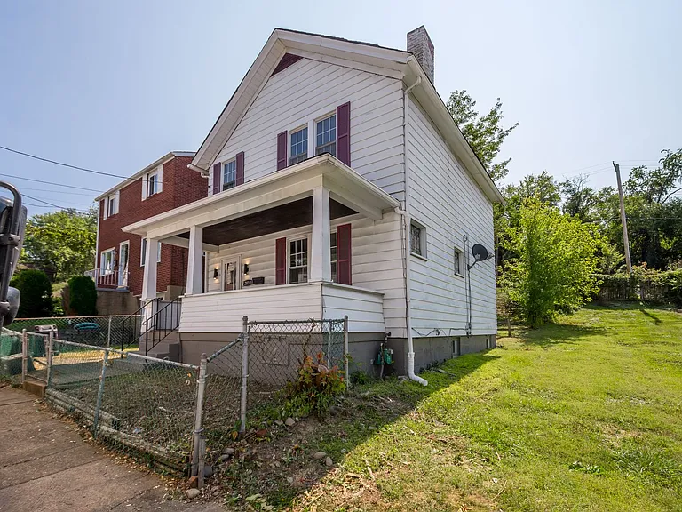 2810 Freeland St — Photo 16