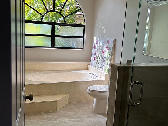 3rd image of 8101 Allspice Dr