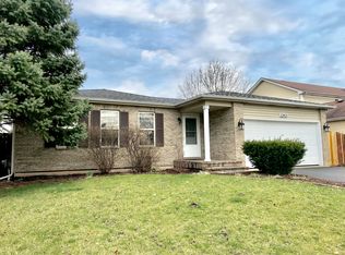 12421 S Bobwhite Ln, Plainfield, IL 60585