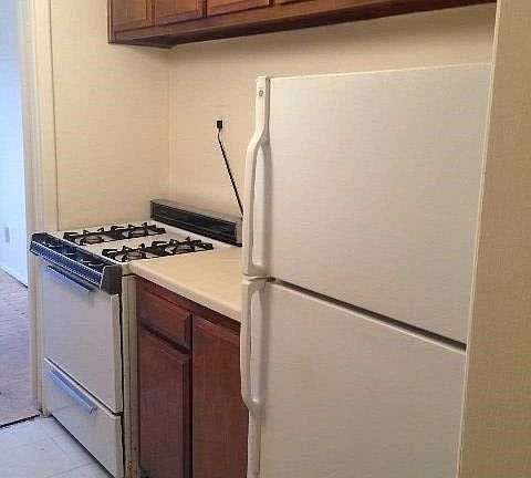 5th image of 1390 Broadway APT 112