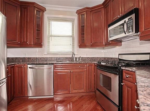 4th image of 15 Warren St APT 417