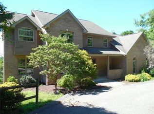 125 Dorrington Rd, Oakdale, PA 15071