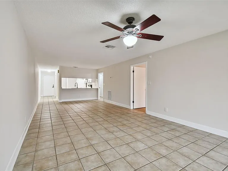 4800 Brittany Dr S #102 — Photo 24