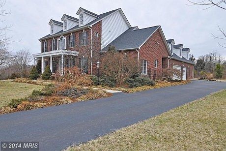 3rd image of 20 Ivy Creek Ln