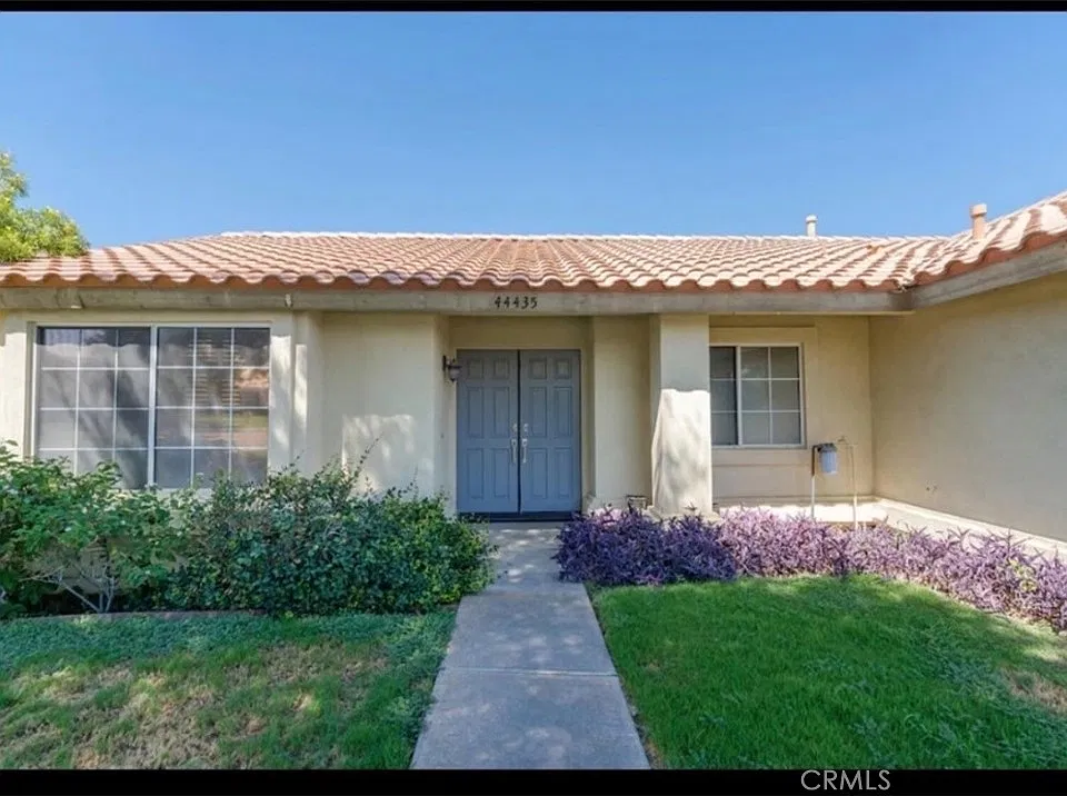 44435 Buttercup Ln
