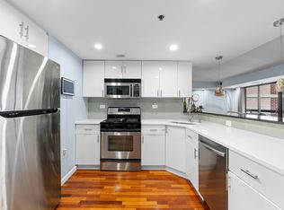 700 1st St APT 5P, Hoboken, NJ 07030
