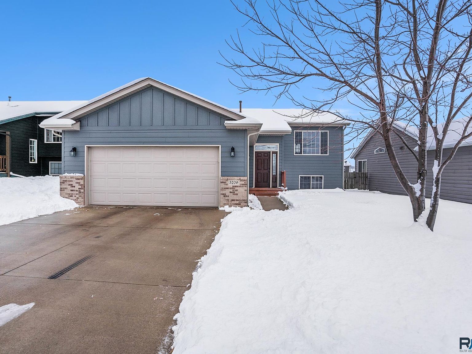 5709 W Bream Dr, Sioux Falls, SD 57107 Zillow