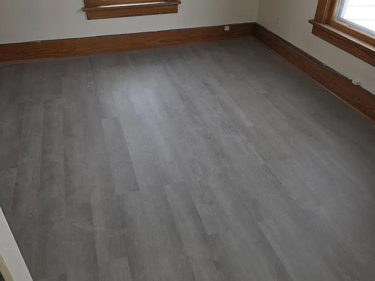 1647 Mayfield Ave — Photo 5