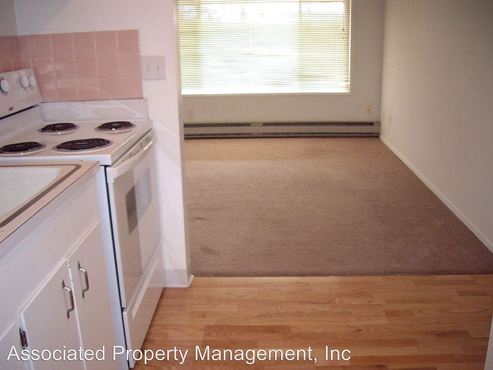 2nd image of 232 NE 3rd Ave APT 1