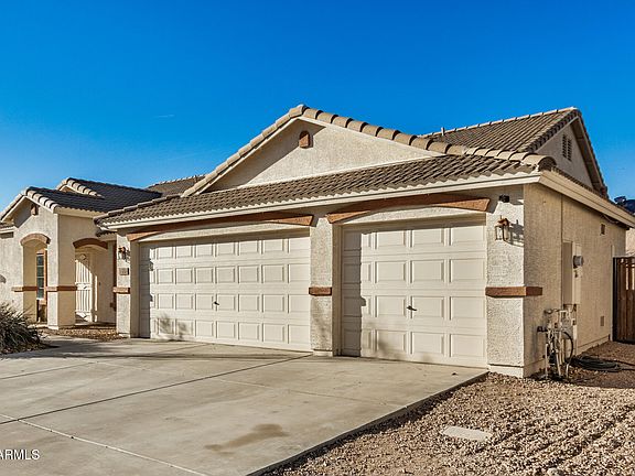 3rd image of 3756 E CAMDEN Avenue