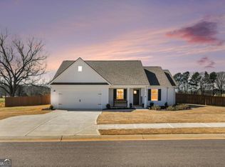 57 Creek Haven Dr, Winterville, GA 30683