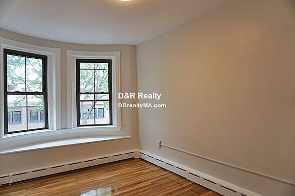 2nd image of 102 Willow St #106-02