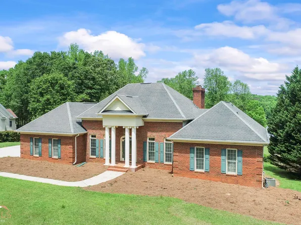 155 Lees Overlook, Fayetteville, GA 30214