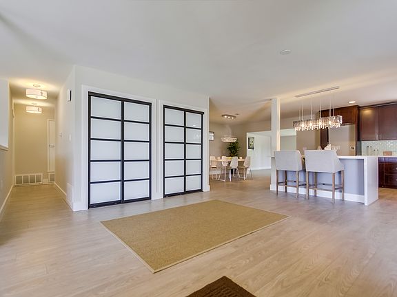 3rd image of 7818 Lake Adlon Dr