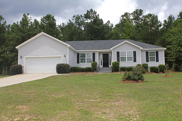 1st image of 126 Oakwood Dr
